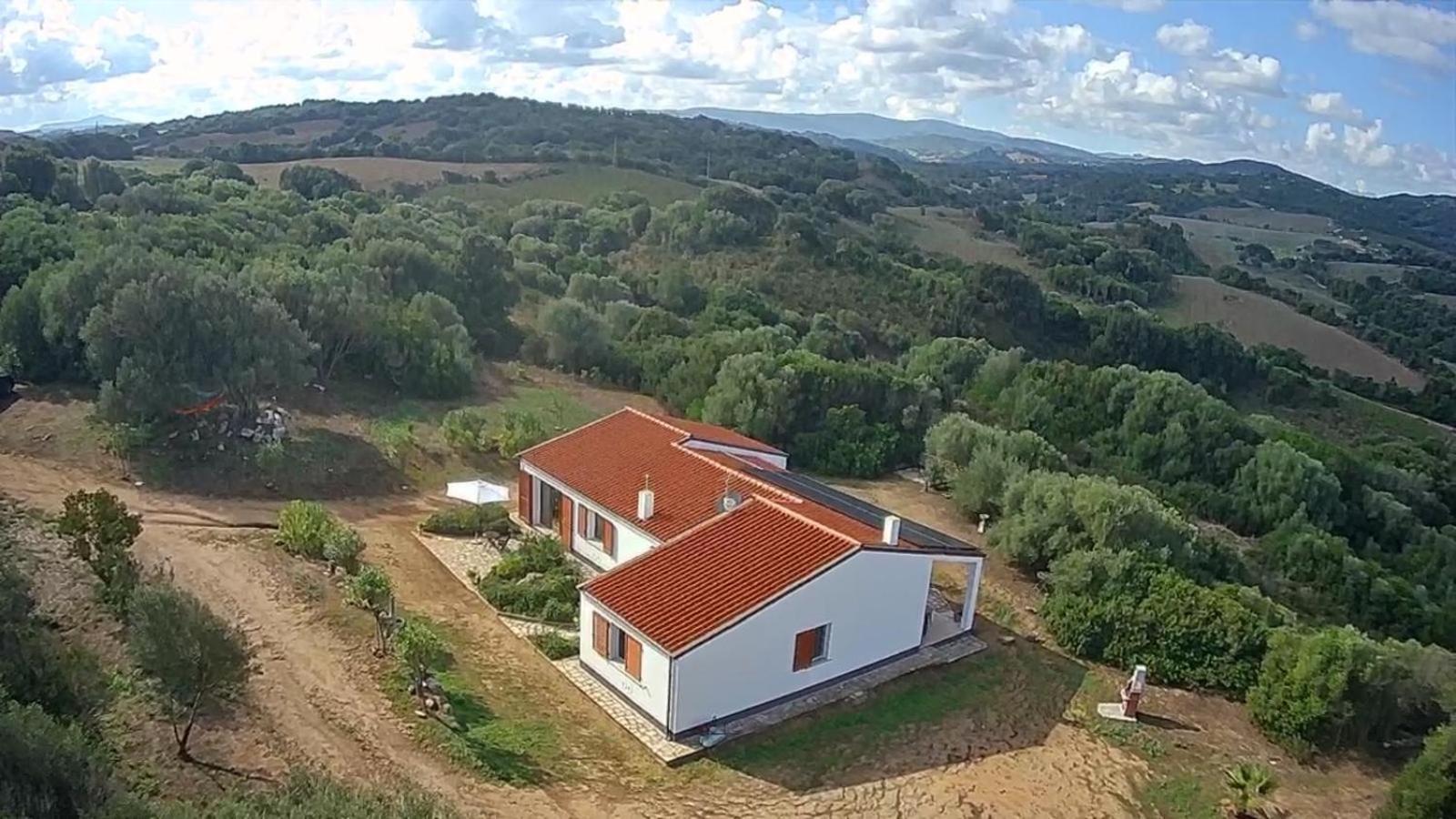 La Piana Holiday House Bassacutena Exterior foto